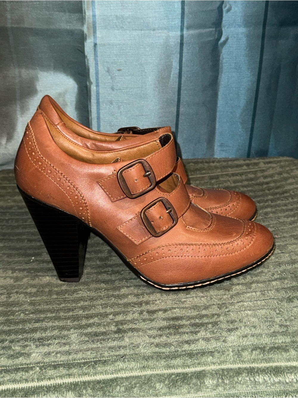 Eurosoft Women’s Tan Buckle Leather Heeled Oxfords